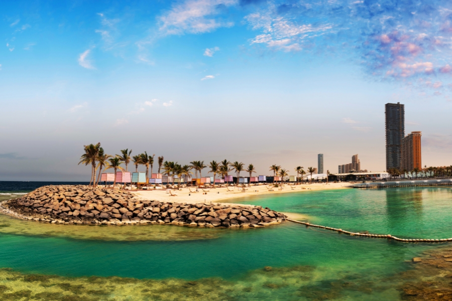 A Coastal Drive Guide from Jeddah to Obhur