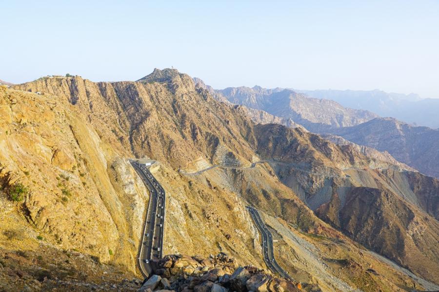 Explore Taif’s Rose Valleys and Mountain Roads by Car