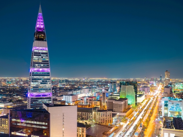 How Safe It Is to Drive in Riyadh for First Time Visitors